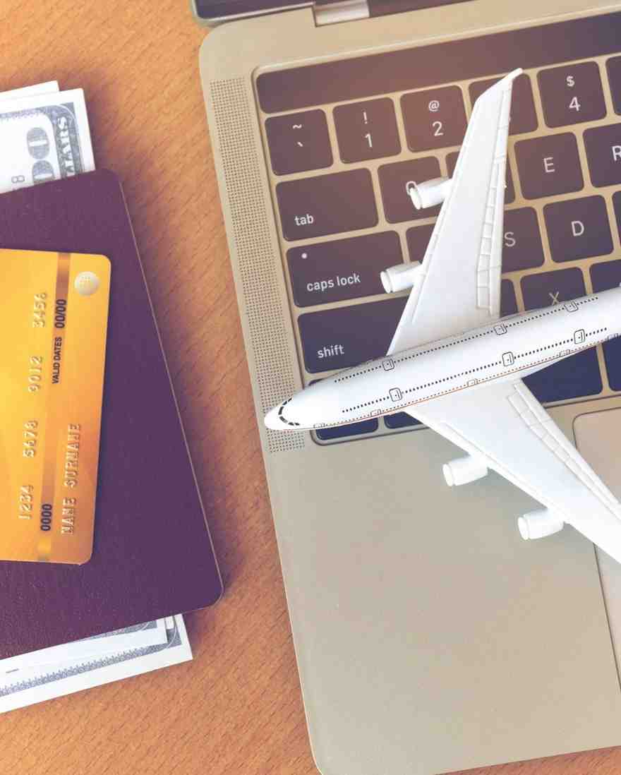 Delhi to Dubai Flight